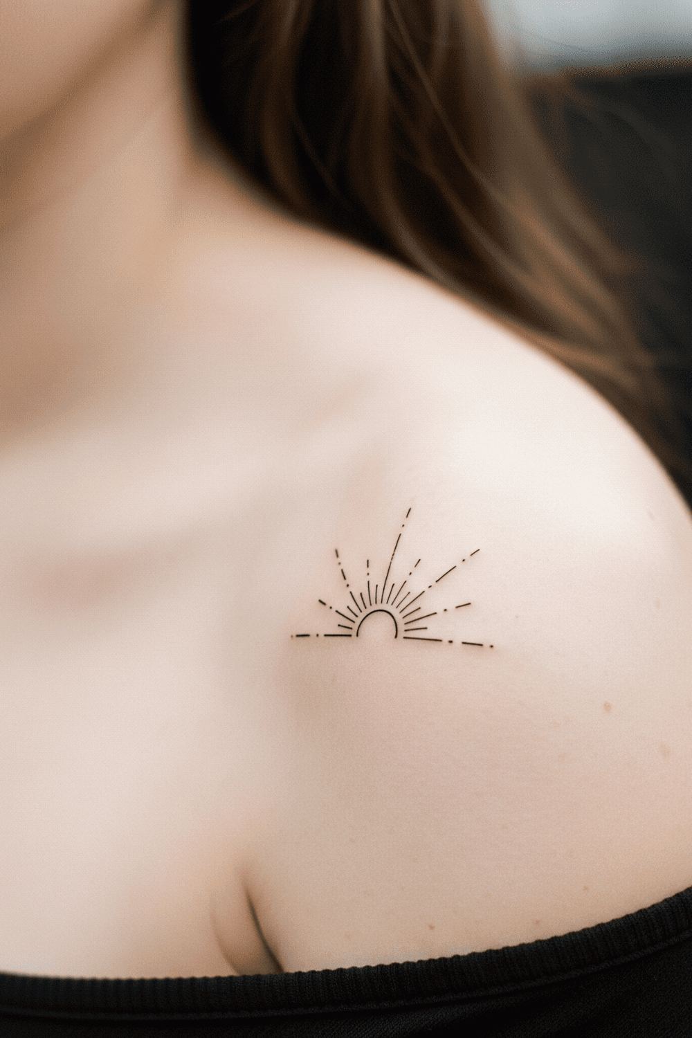 10 Attractive Small Shoulder Tattoos For Women! - tattoopassionate.blog