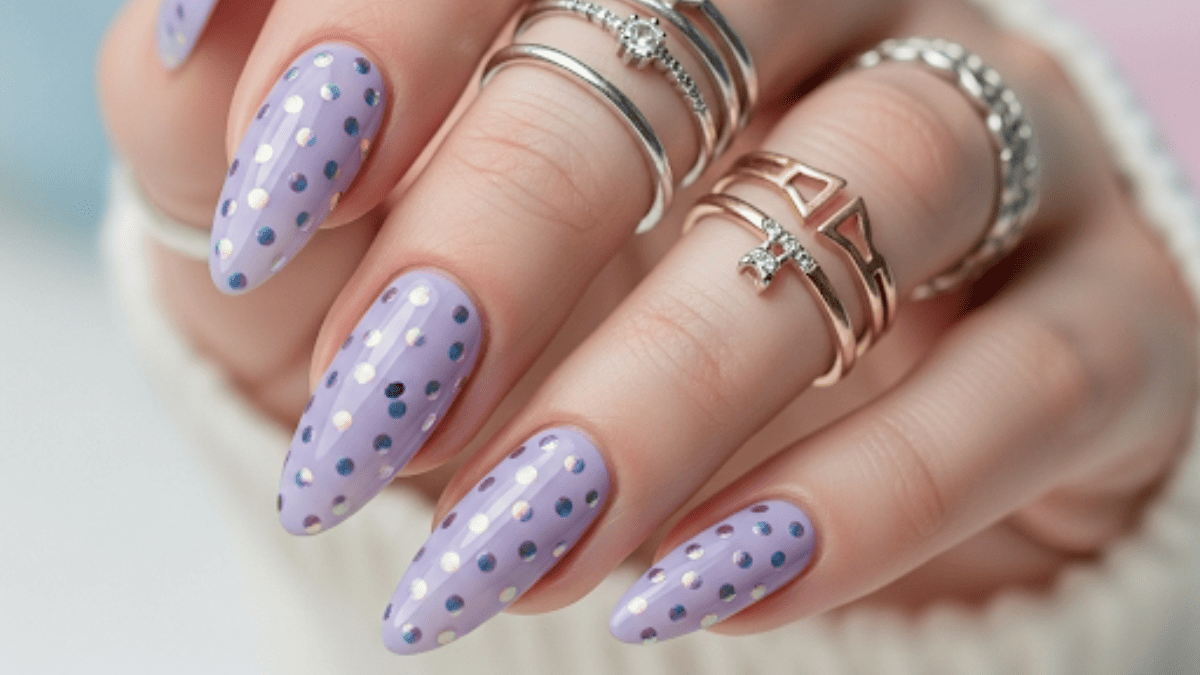polka dot nails
