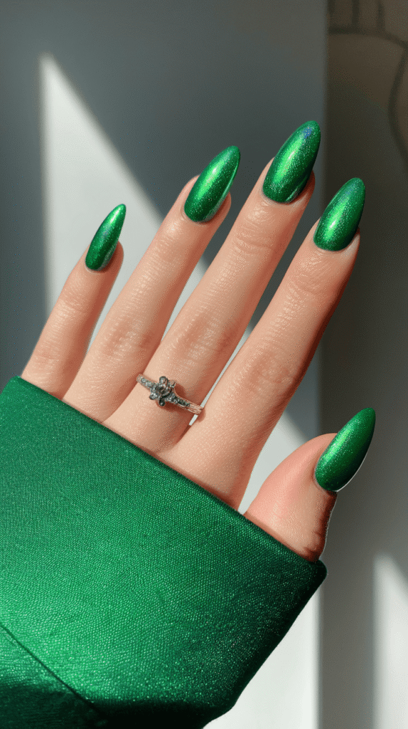 green nails