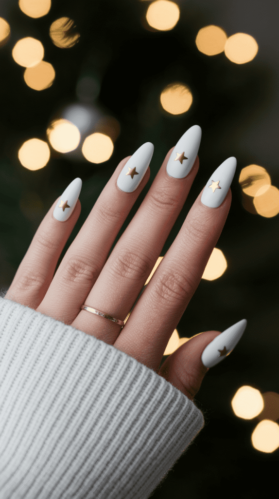 white christmas nails