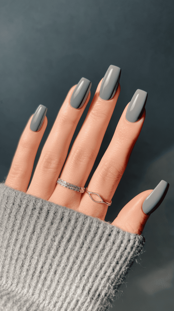 grey winter nails