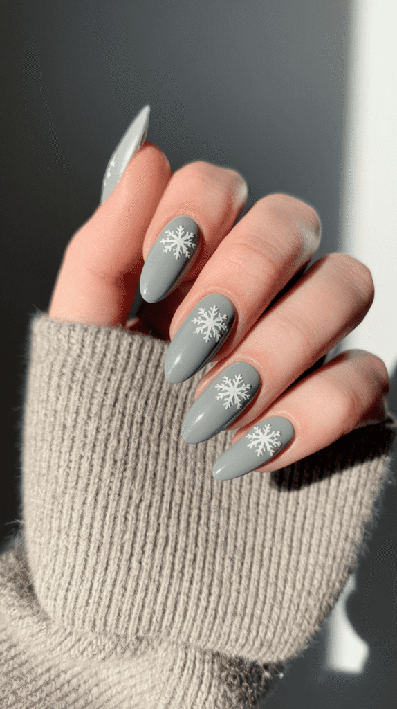 grey winter nails