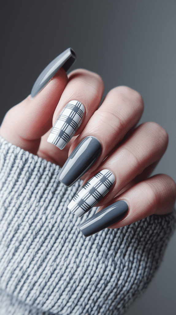 grey winter nails